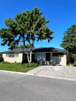 BRAND NEW lower home with EXCLUSIVE Bathroom